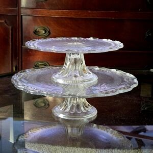 Elegant Clear Glass Cake Stands